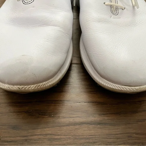 Nike Golf Shoes - Picture 10 of 10